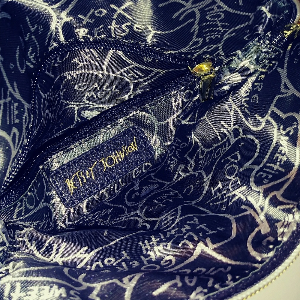SOLD!!**🆕👜BETSEY JOHNSON Leopard Crossbody Bag💟 - Picture 5 of 8